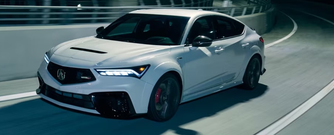 Acura Integra Type S 2025 vs Audi A3 2024 en Chantilly, VA
