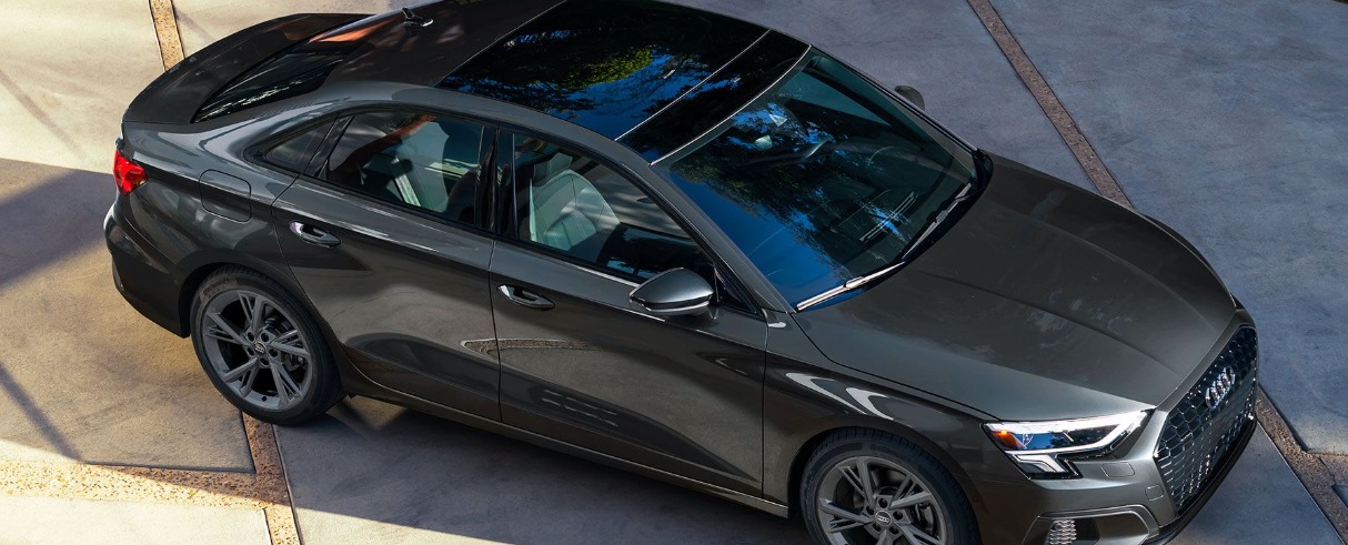 El carro que se muestra es el Audi A3 2024 con equipamientos opcionales.