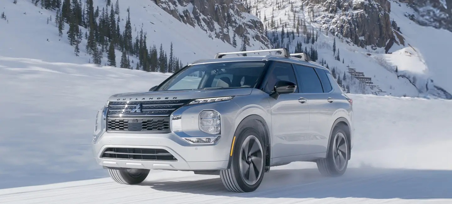 2024 Mitsubishi Outlander for Sale near Taunton, MA