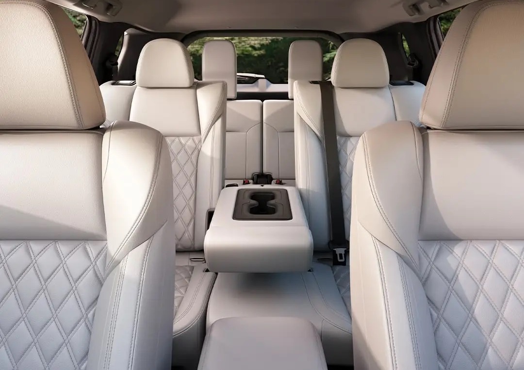 2024 Mitsubishi Outlander Interior