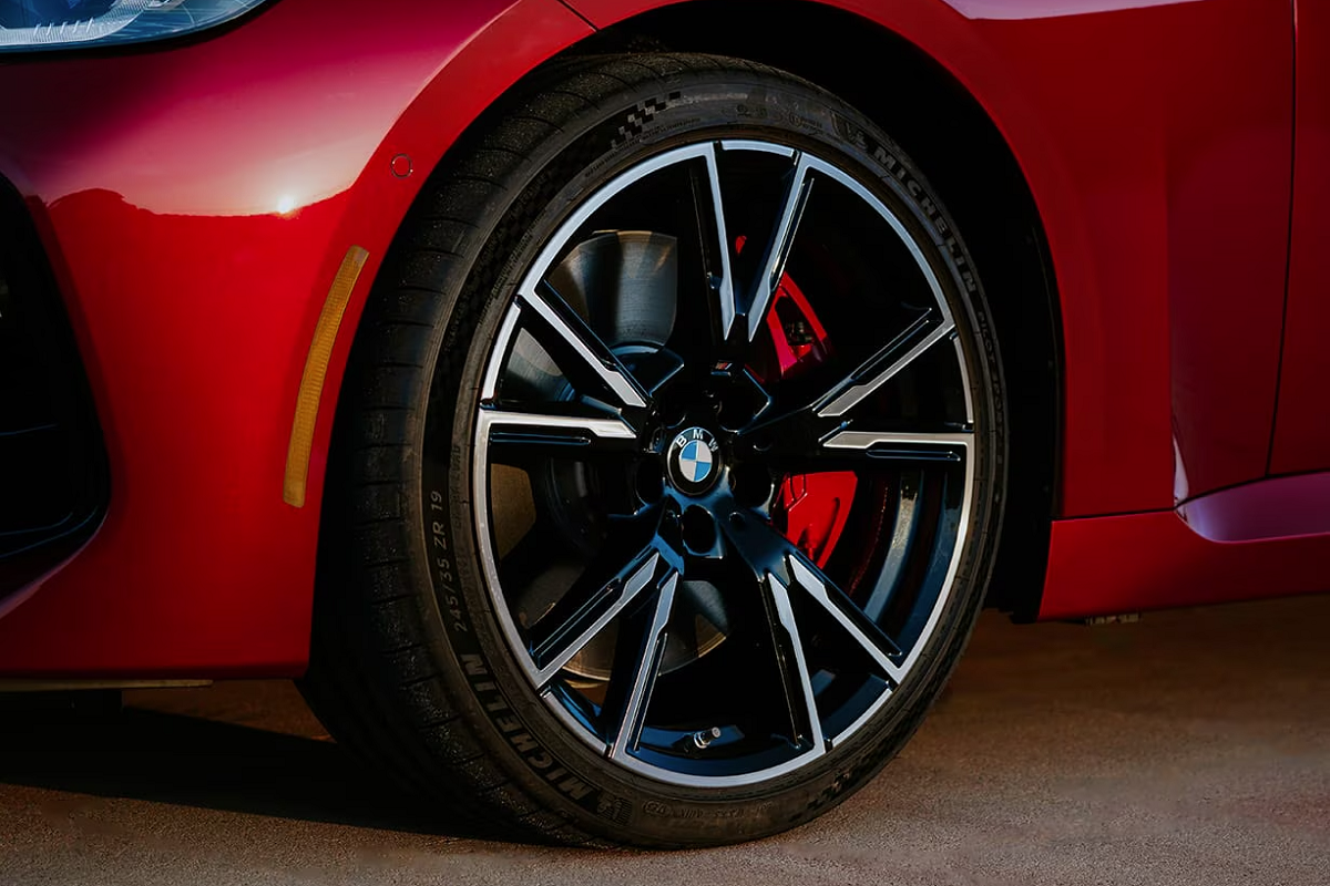 2025 BMW 2 Series Coupe Wheel