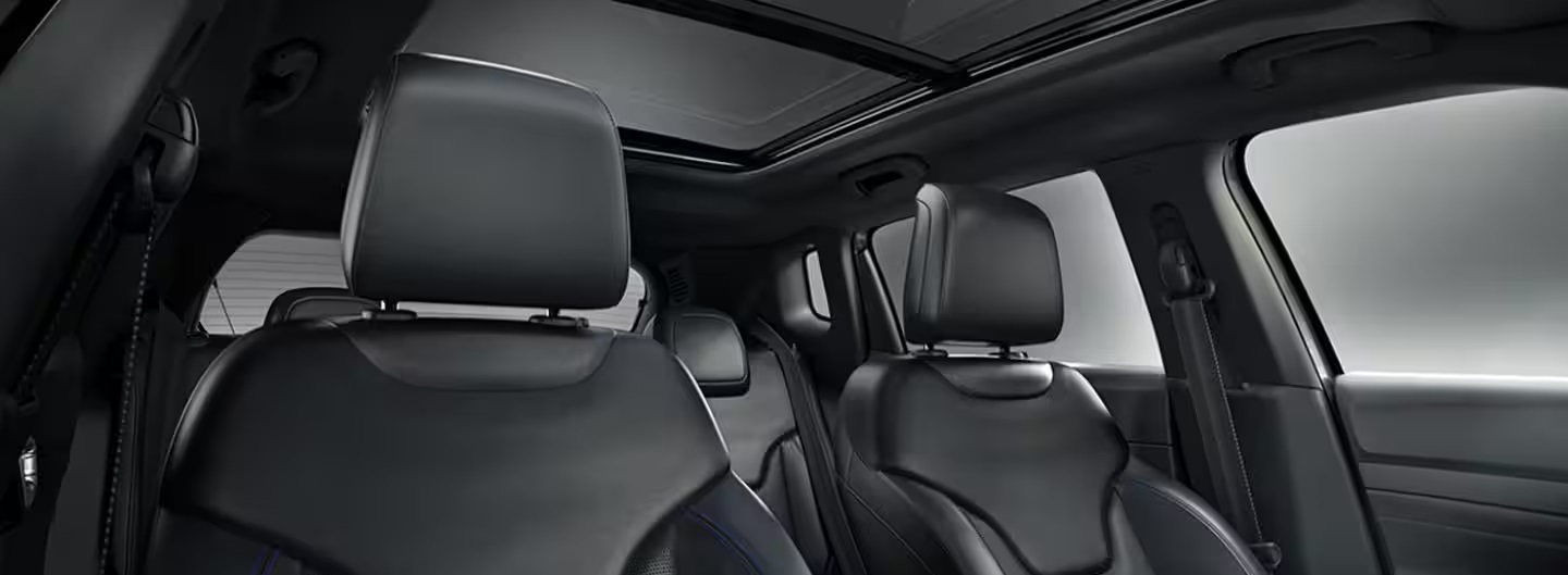 2025 Jeep Compass Seating