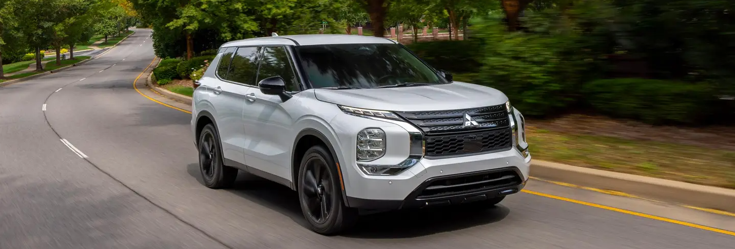 2024 Mitsubishi Outlander for Sale near Norridgewock, ME