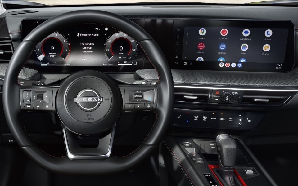2025 Kicks Steering Wheel