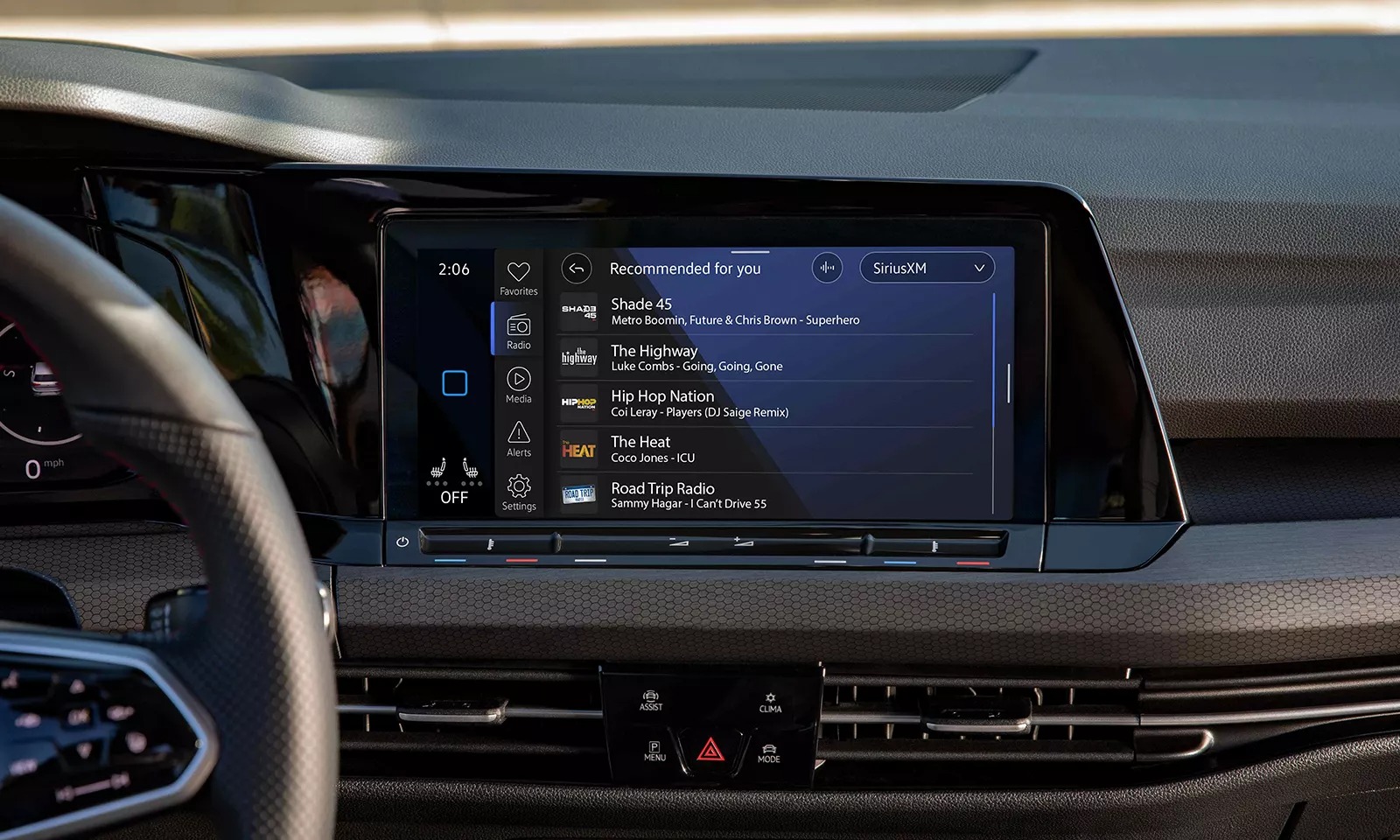 2024 Volkswagen Golf GTI Touchscreen Display