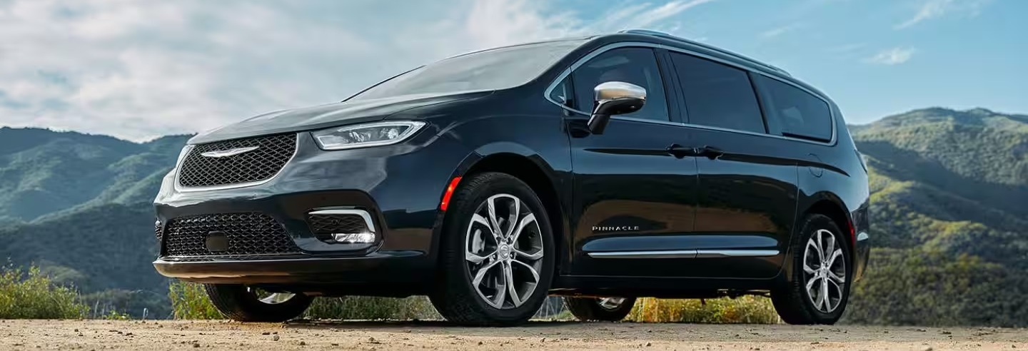 2025 Chrysler Pacifica for Sale near Aurora, IL