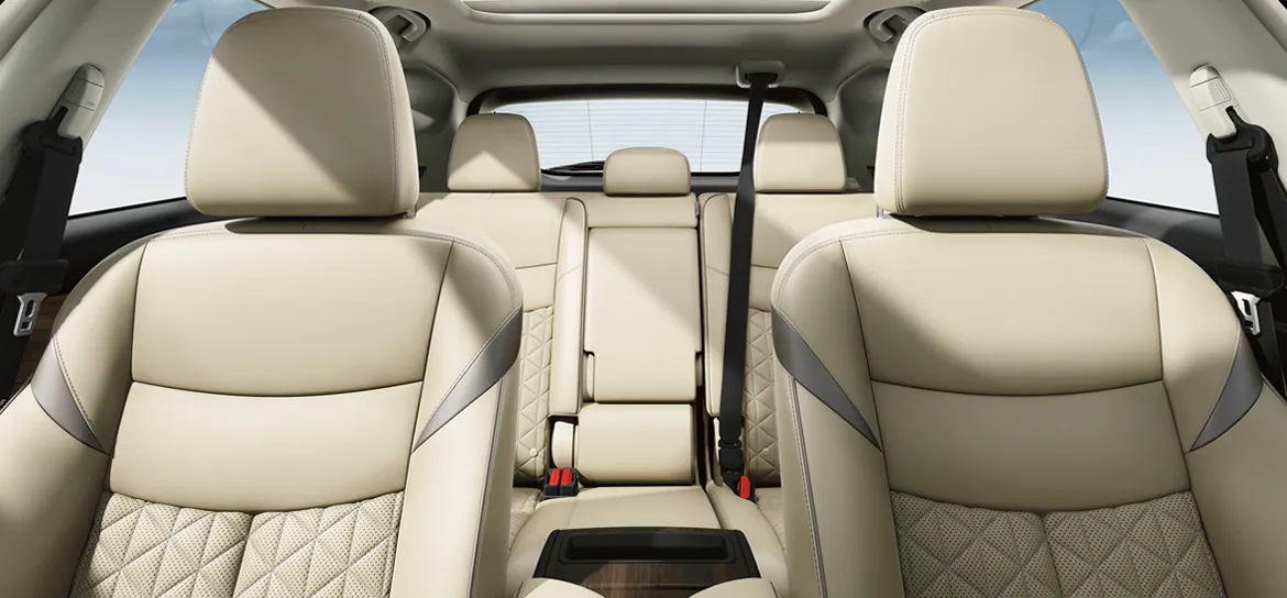 2024 Nissan Murano Seating