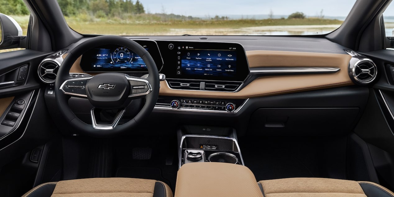 2025 Chevrolet Equinox Front Row