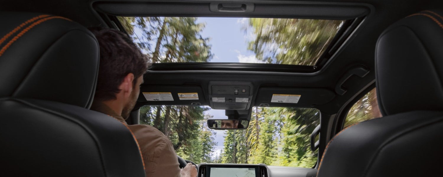 2025 Nissan Frontier Power Moonroof