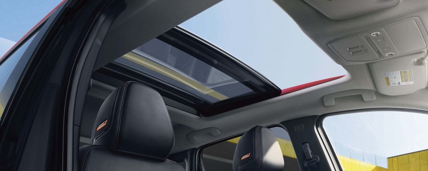 2025 Nissan Kicks Power Moonroof