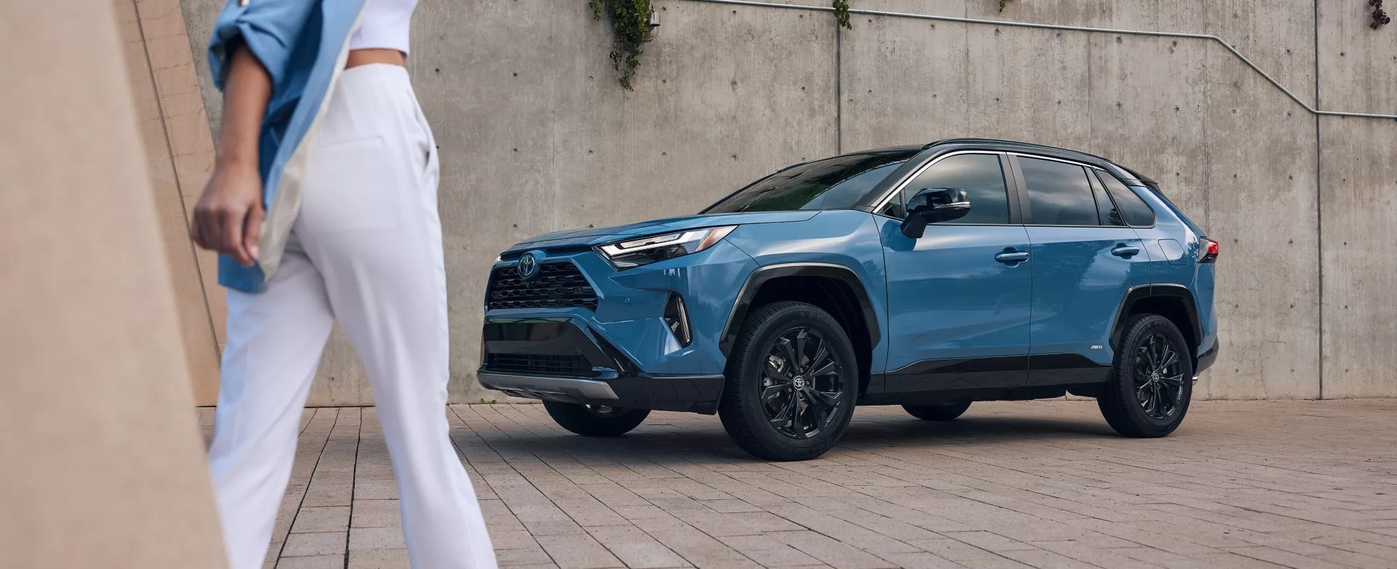 2024 Toyota RAV4 Hybrid XLE Overview near Perrysburg, OH Thayer Toyota