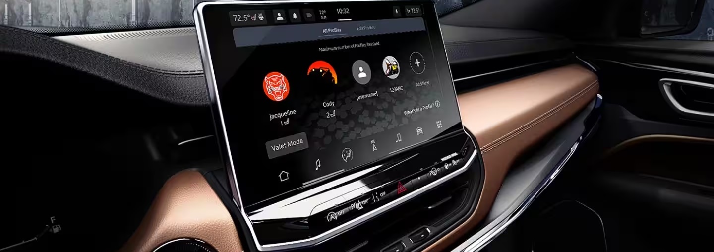 2025 Jeep Compass Touchscreen
