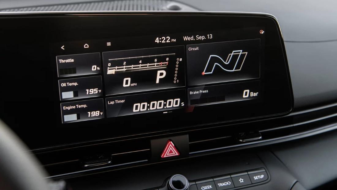 2025 Hyundai ELANTRA N Touchscreen