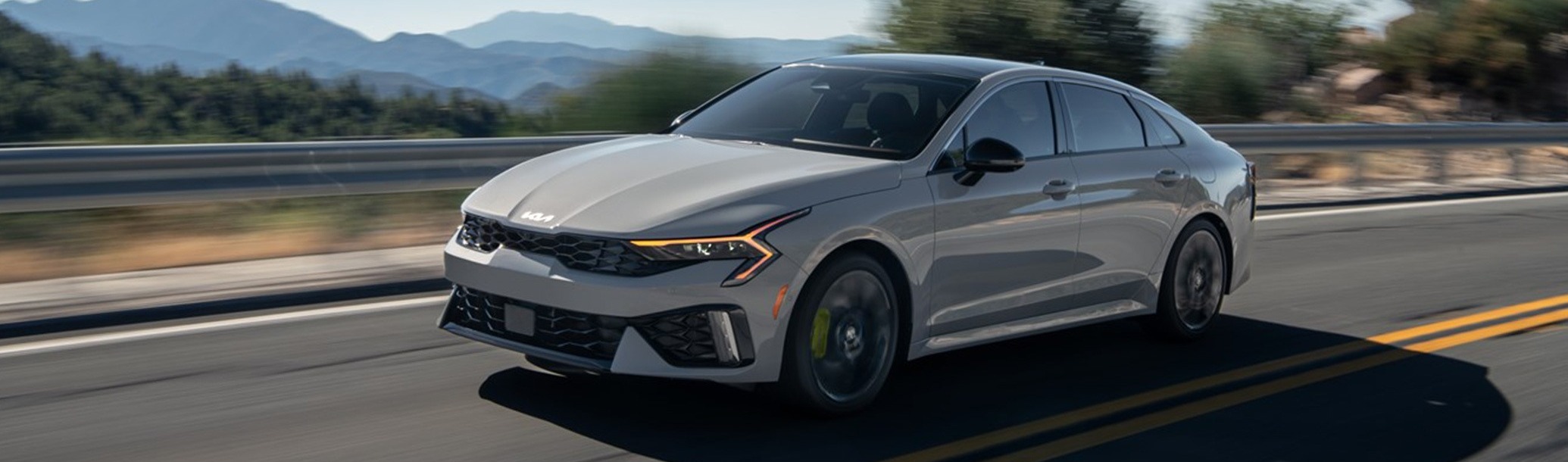 2025 Kia K5 vs the Competition in Baytown, TX