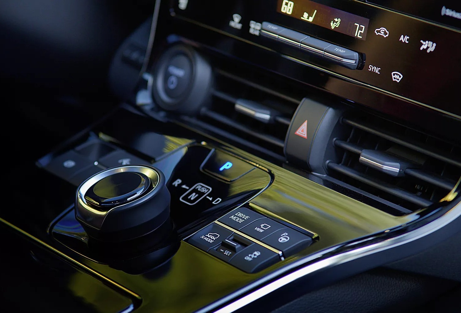 2024 Subaru Solterra Controls