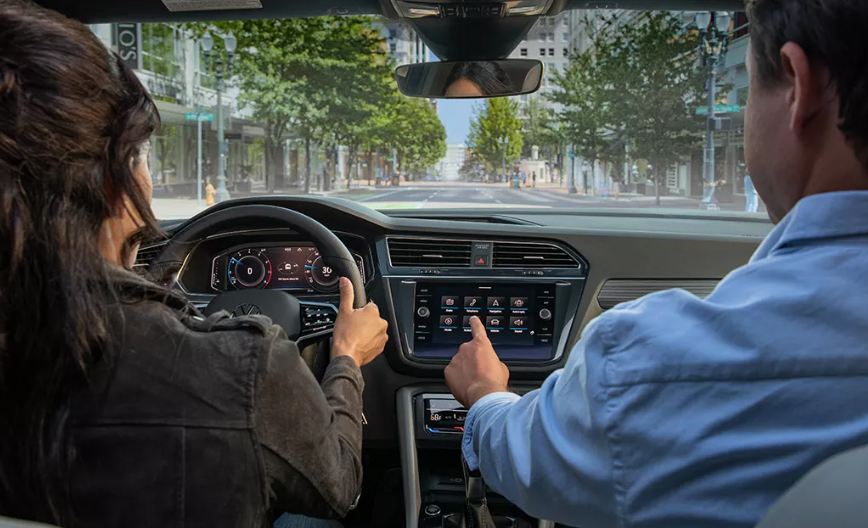 2024 Volkswagen Tiguan Instrument Panel