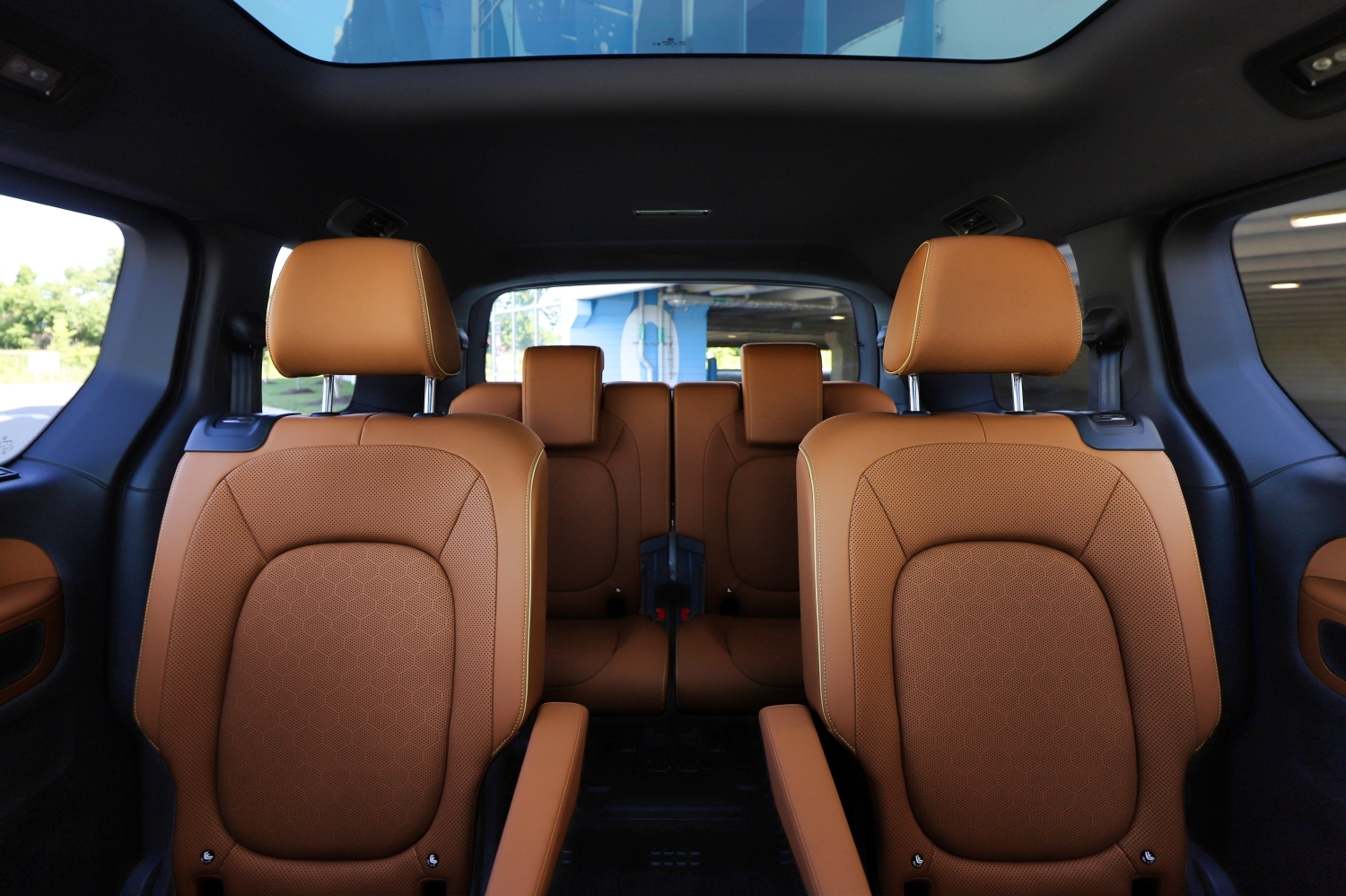 2025 Volkswagen ID. Buzz Seating