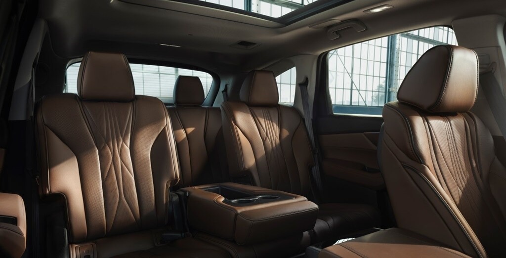 Su versatilidad y confort interior lo convierten en un SUV ideal para tu familia.