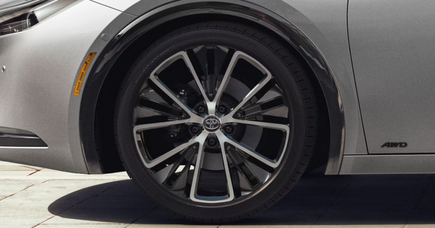 2024 Toyota Prius 19-inch Wheel