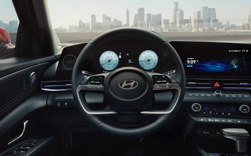 2025 Hyundai ELANTRA Dashboard