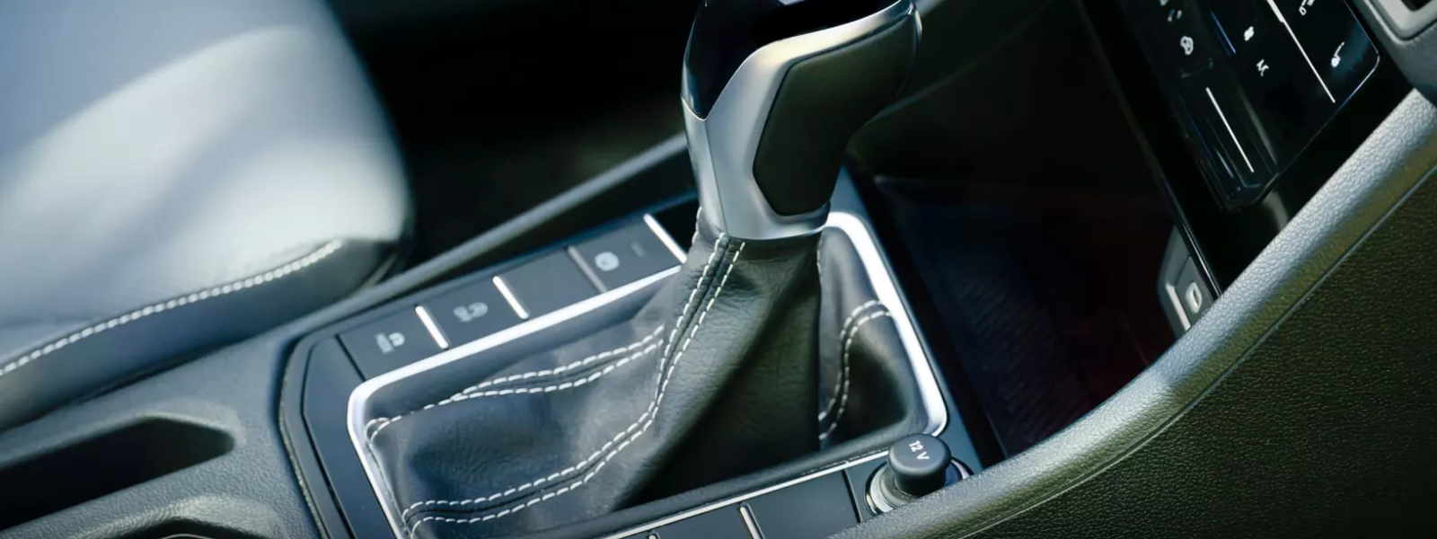 2025 Volkswagen Jetta Shifter