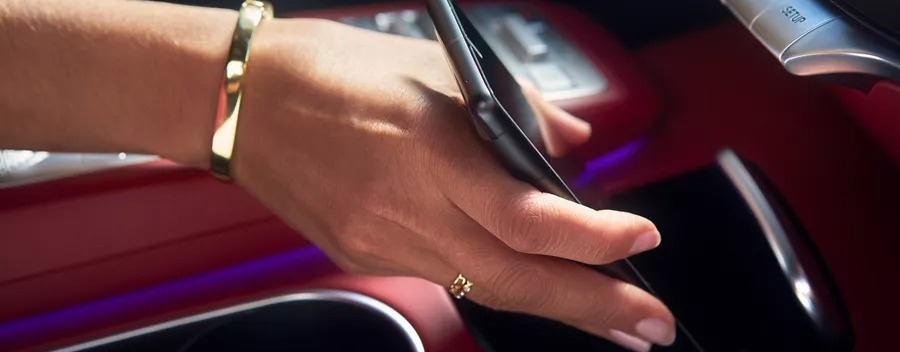 2025 Genesis GV70 Wireless Charging