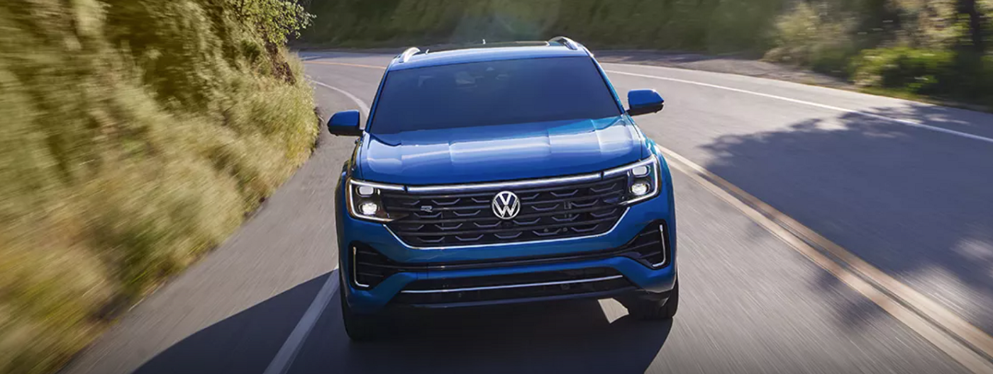 2025 Volkswagen Atlas Cross Sport for Sale near Southampton, NY