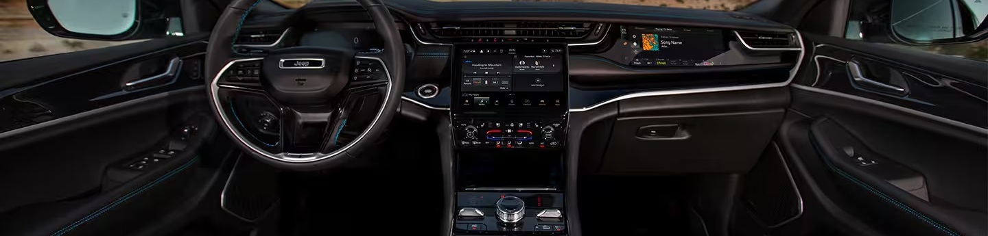 2025 Jeep Grand Cherokee L Dashboard