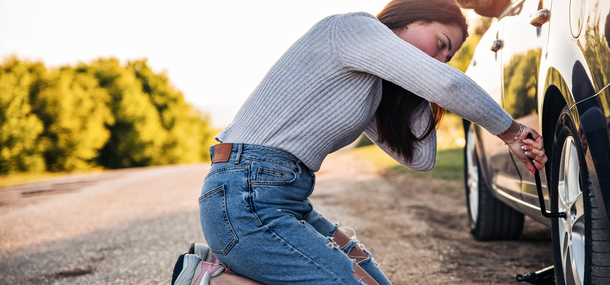 How to Change a Flat Tire near Boerne, TX