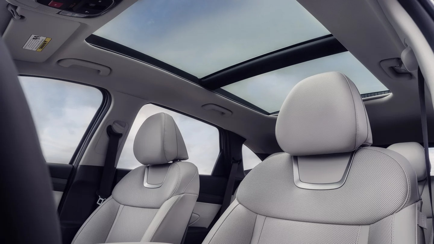 2025 Hyundai TUCSON Panoramic Sunroof