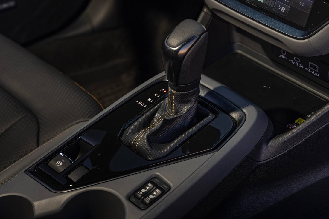 2025 Subaru Crosstrek Shifter Knob