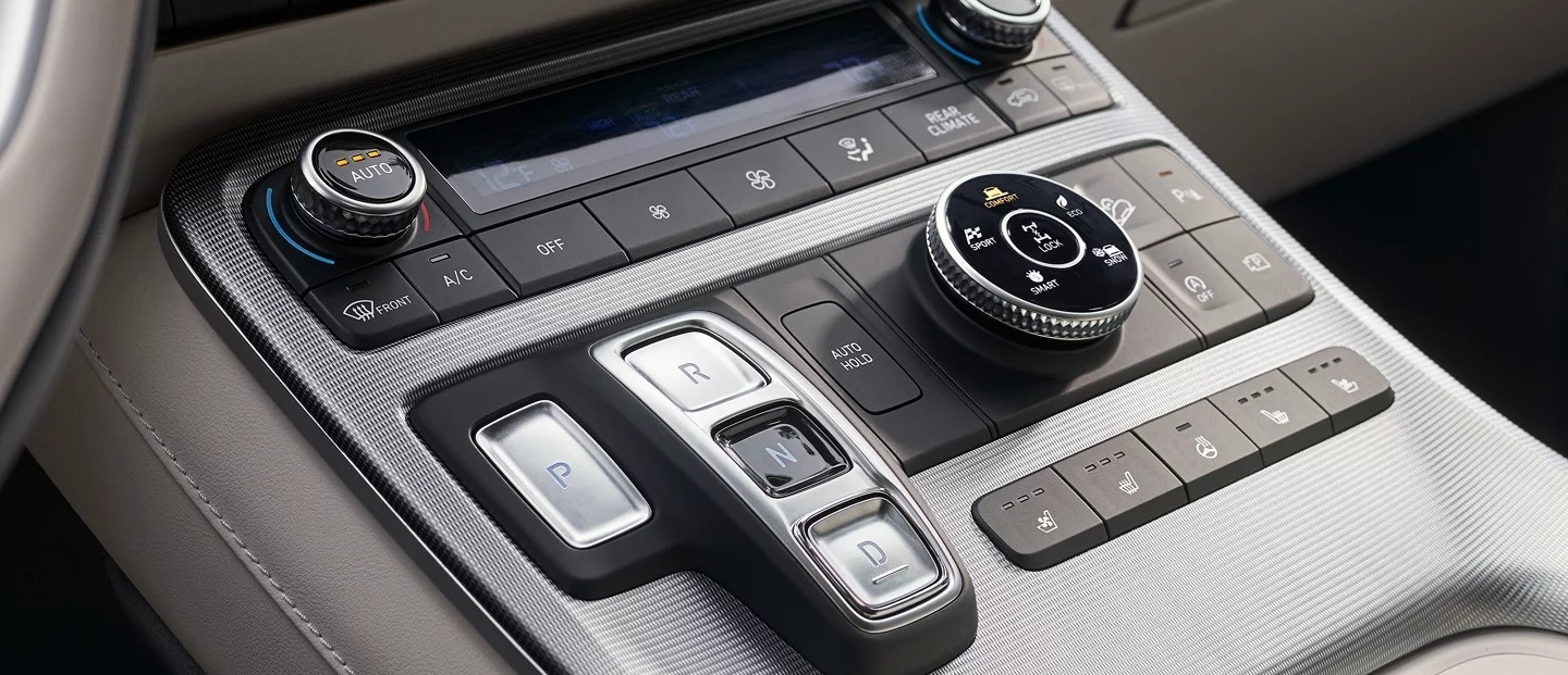 2025 Hyundai PALISADE Calligraphy Night Edition Center Stack
