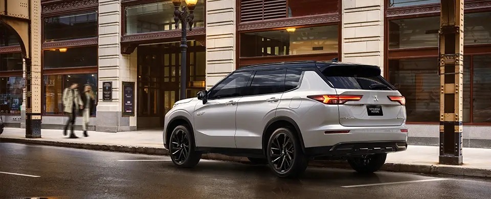 2025 Mitsubishi Outlander PHEV for Sale near South East Edmonton, AB