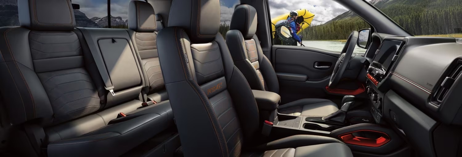 2025 Nissan Frontier Seating