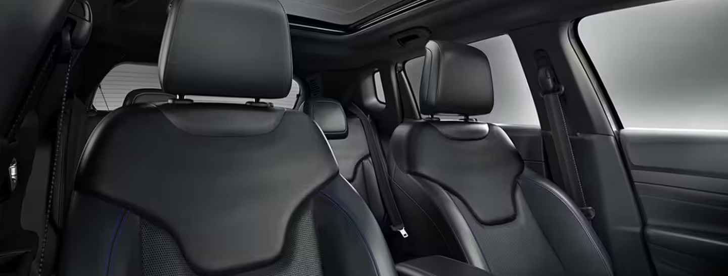 2025 Jeep Compass Seating