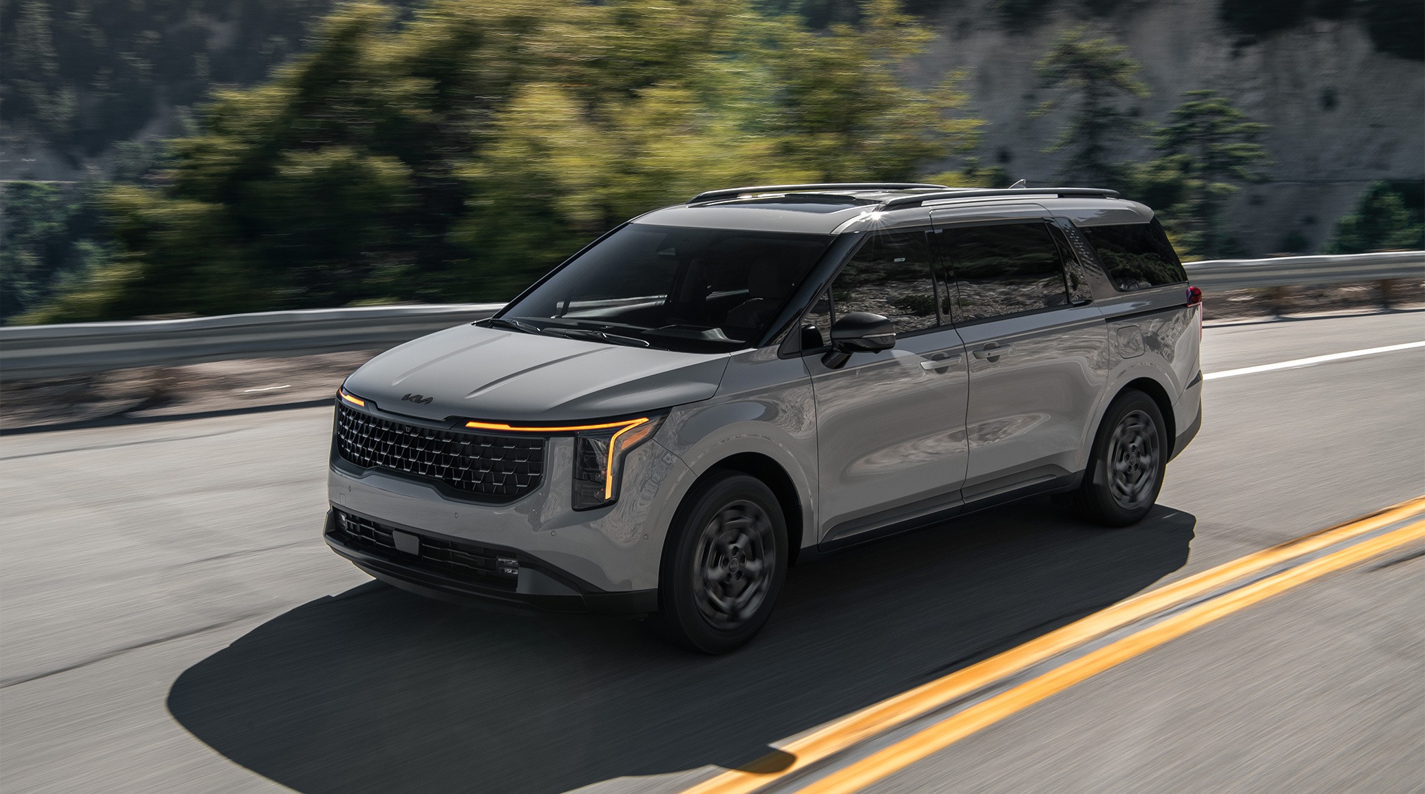 2025 Kia Carnival Hybrid for Sale near Cleveland, OH