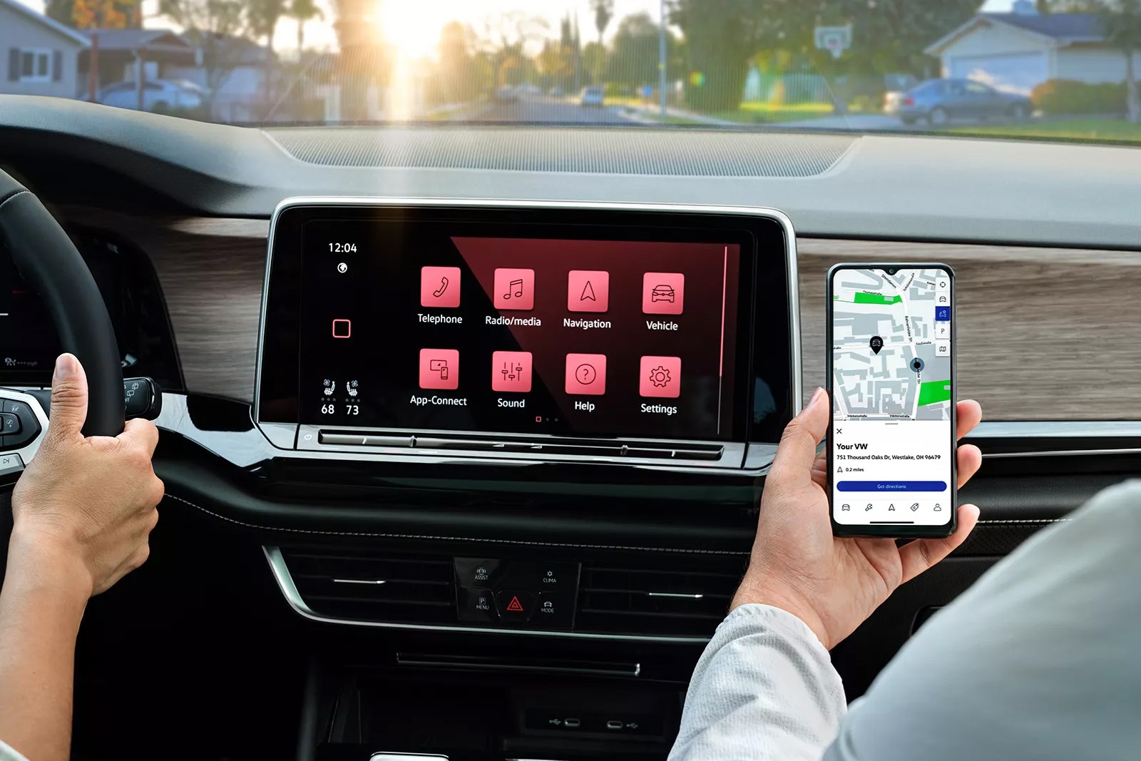 2025 Volkswagen Atlas Touchscreen and Wi-Fi Connect