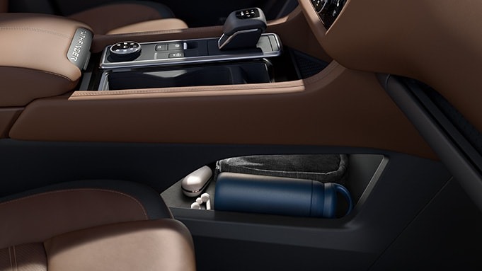 2025 Nissan Pathfinder Pass-Through Console