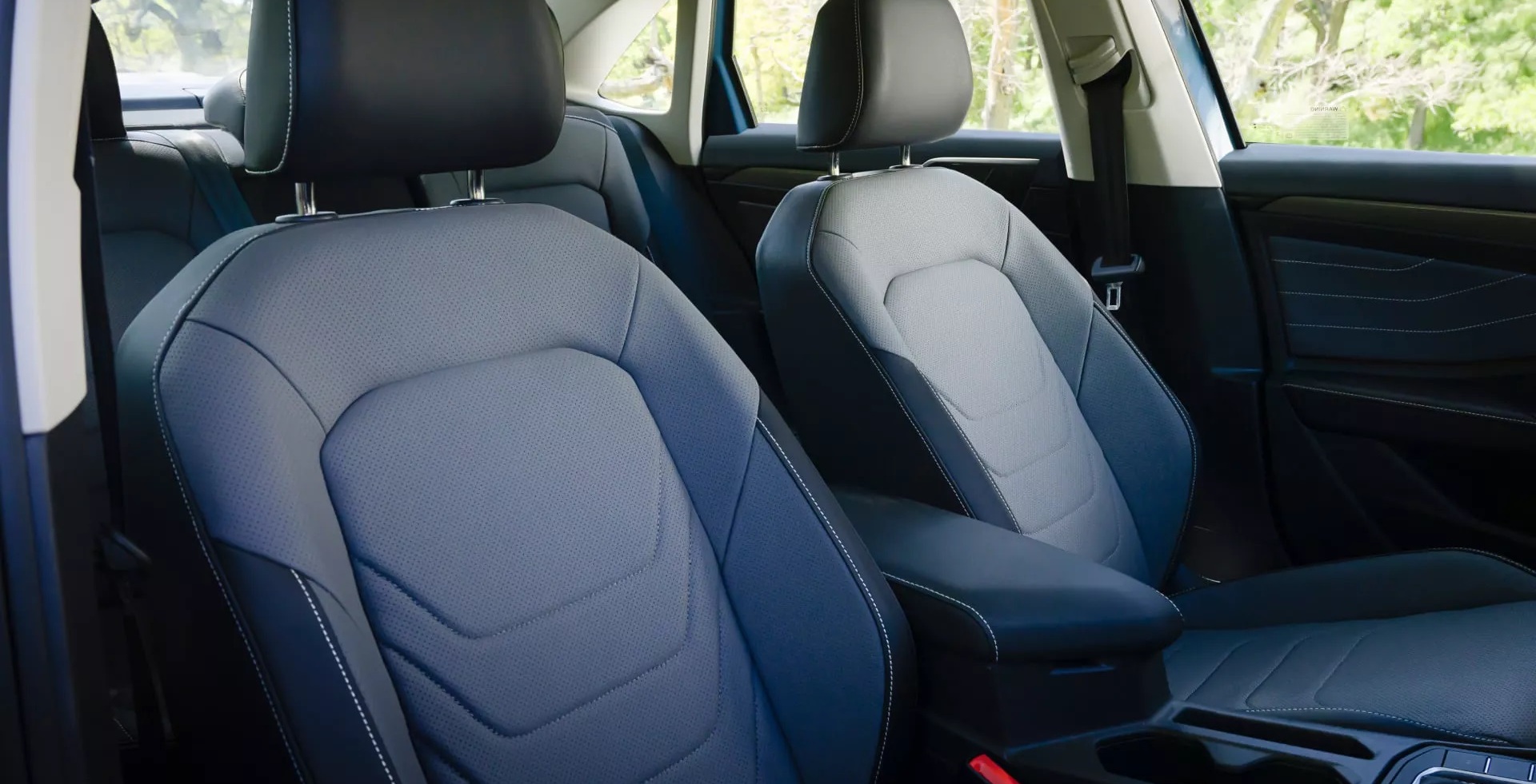 2025 Volkswagen Jetta Seating