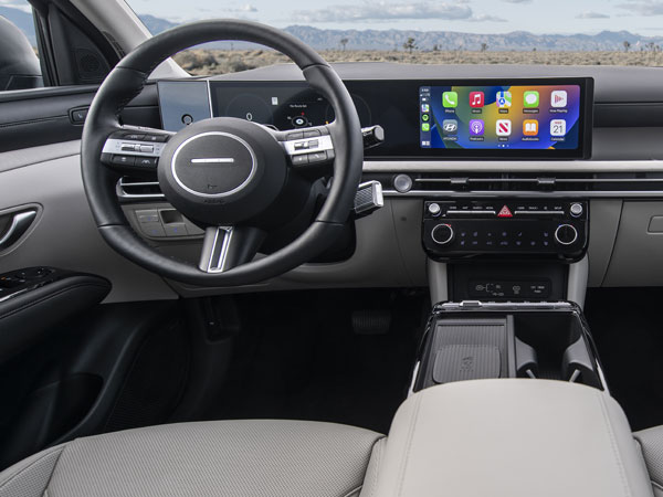 2025 Hyundai Tucson Interior