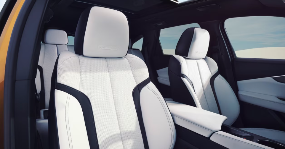 2024 Acura ZDX Front Seats