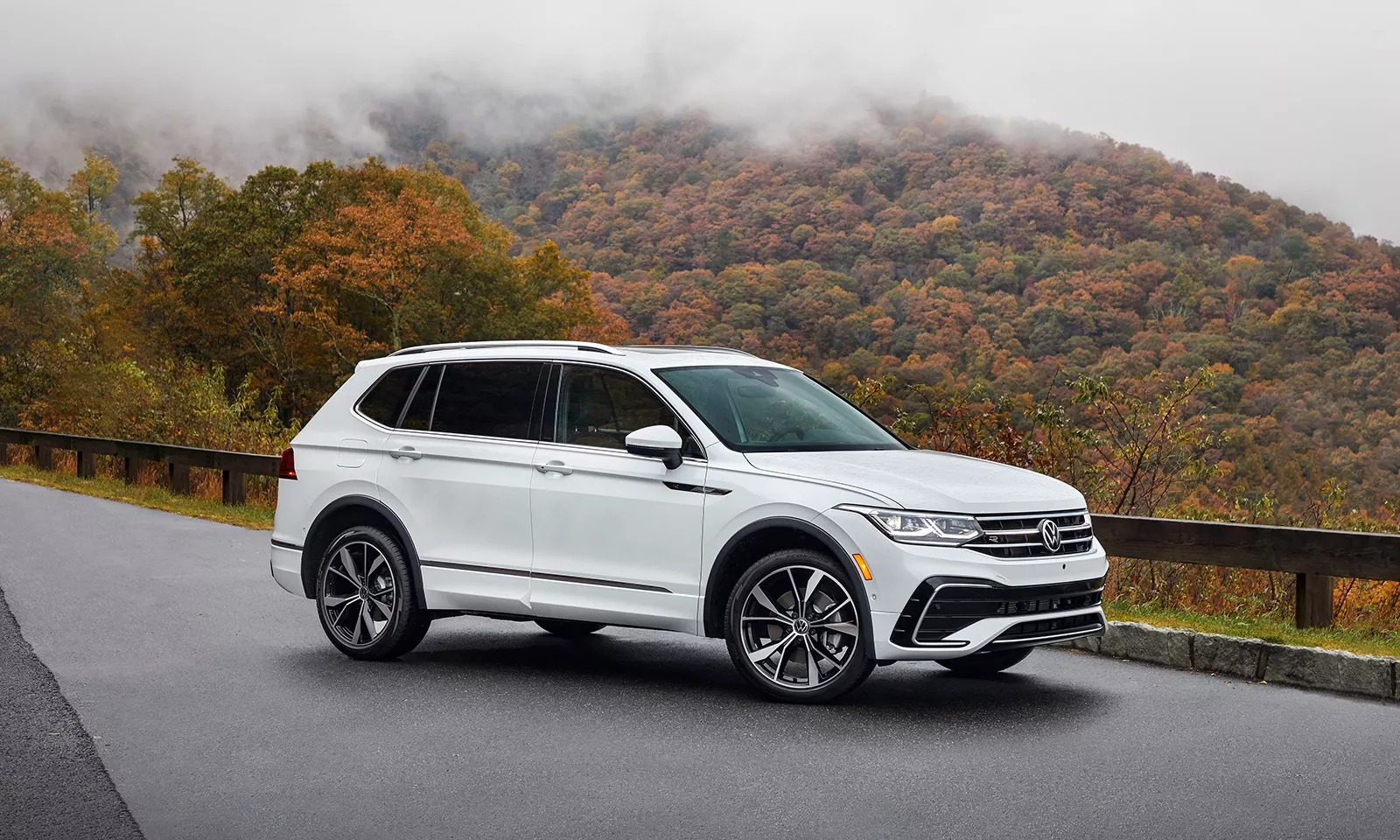 2024 Volkswagen Tiguan Lease near Alexandria, VA