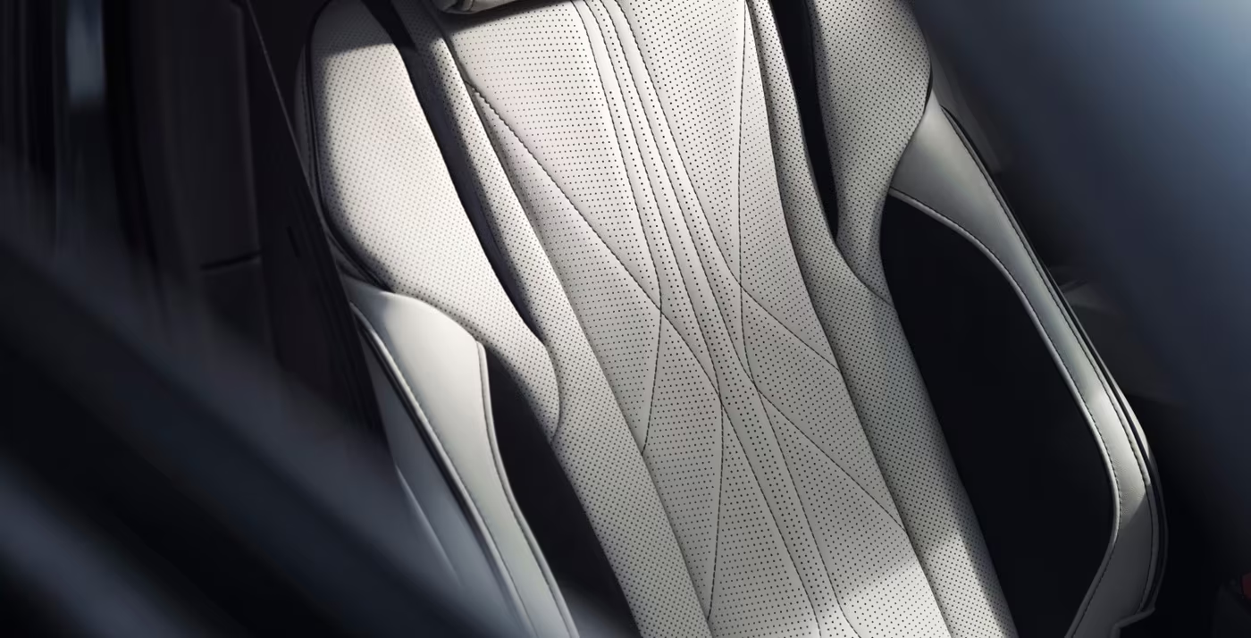 2025 Acura MDX Front Chairs