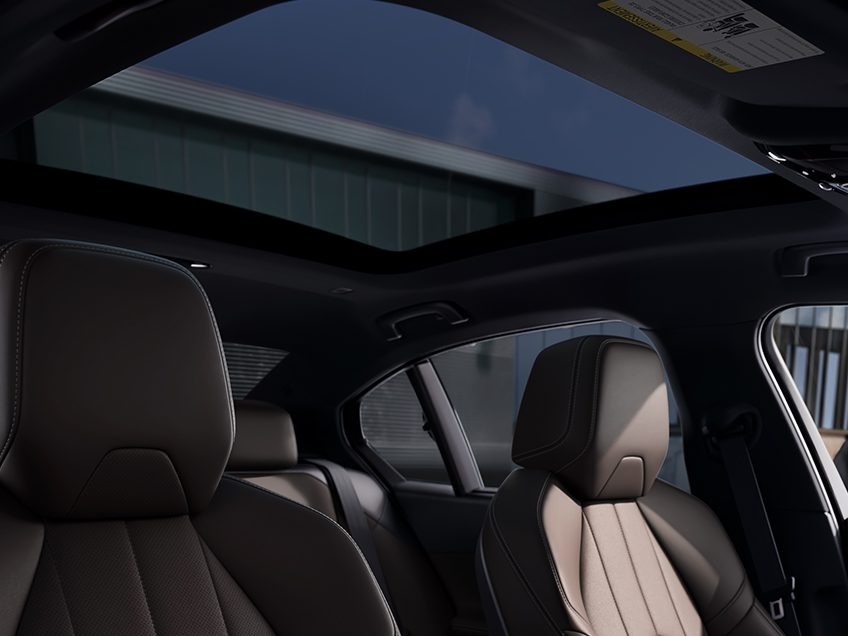 2025 BMW 5 Series Sedan Moonroof