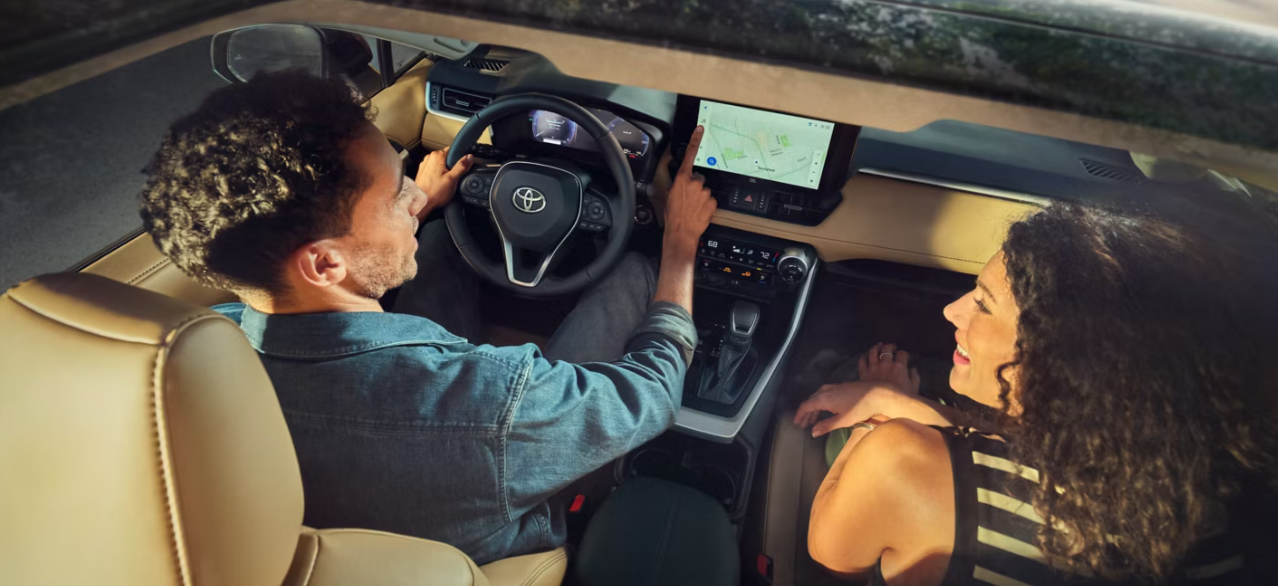 2025 Toyota RAV4 Panoramic Moonroof