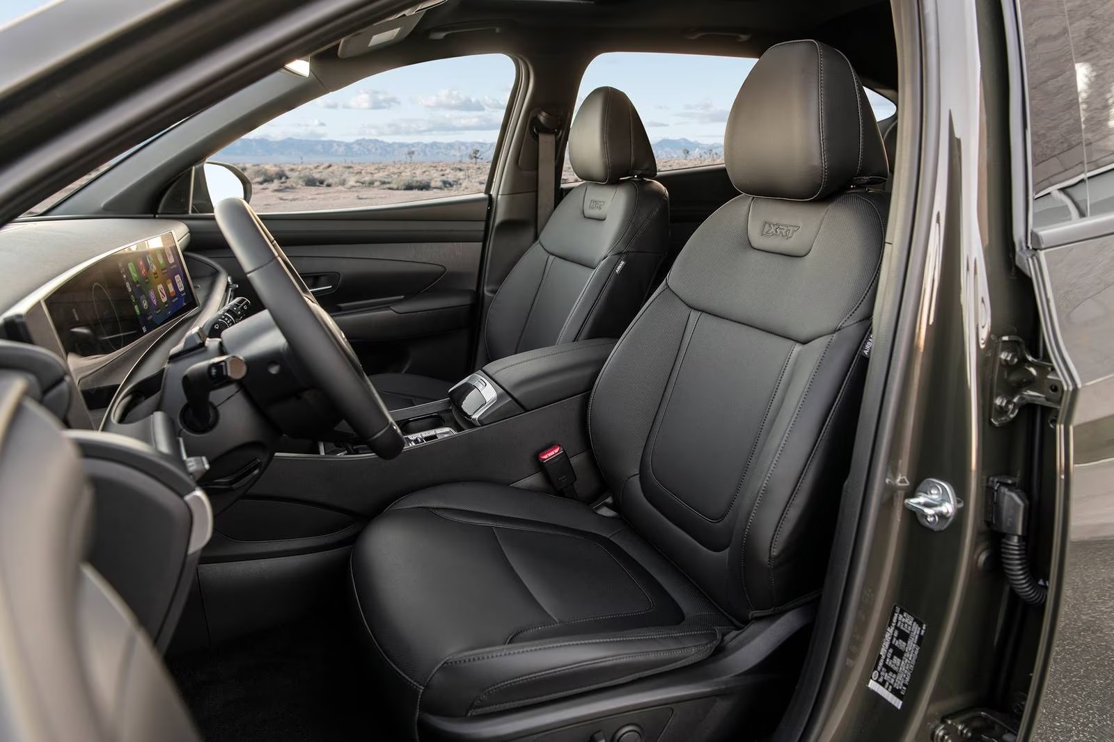 2025 Hyundai TUCSON Front Seats