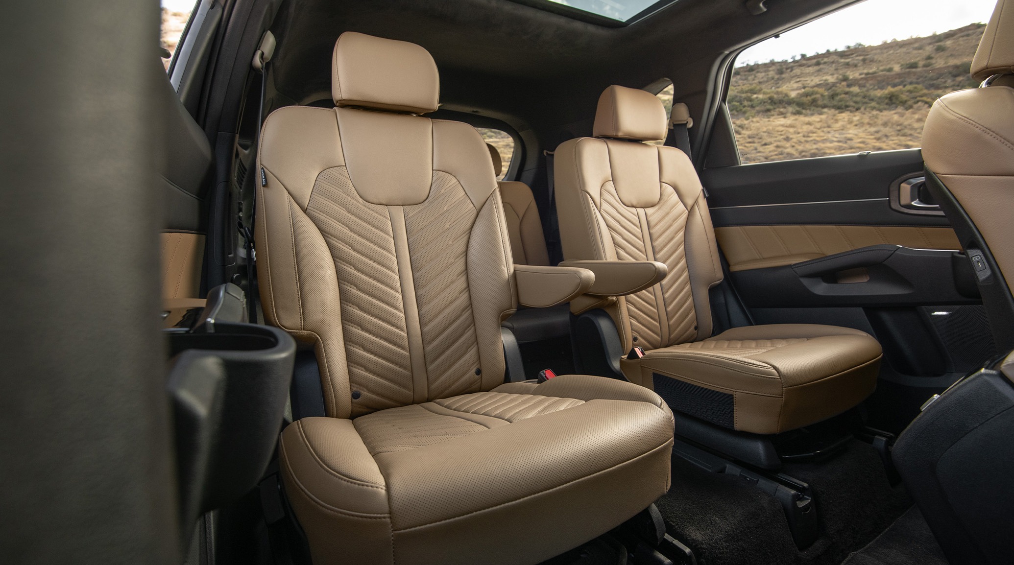 2025 Kia Sorento Second-Row Captain's Chairs
