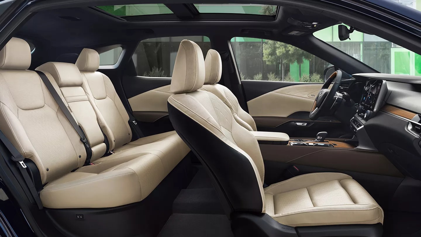 2025 Lexus RX 350 Interior Layout