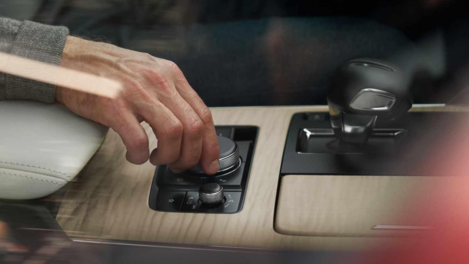 2025 MAZDA CX-90 Controls