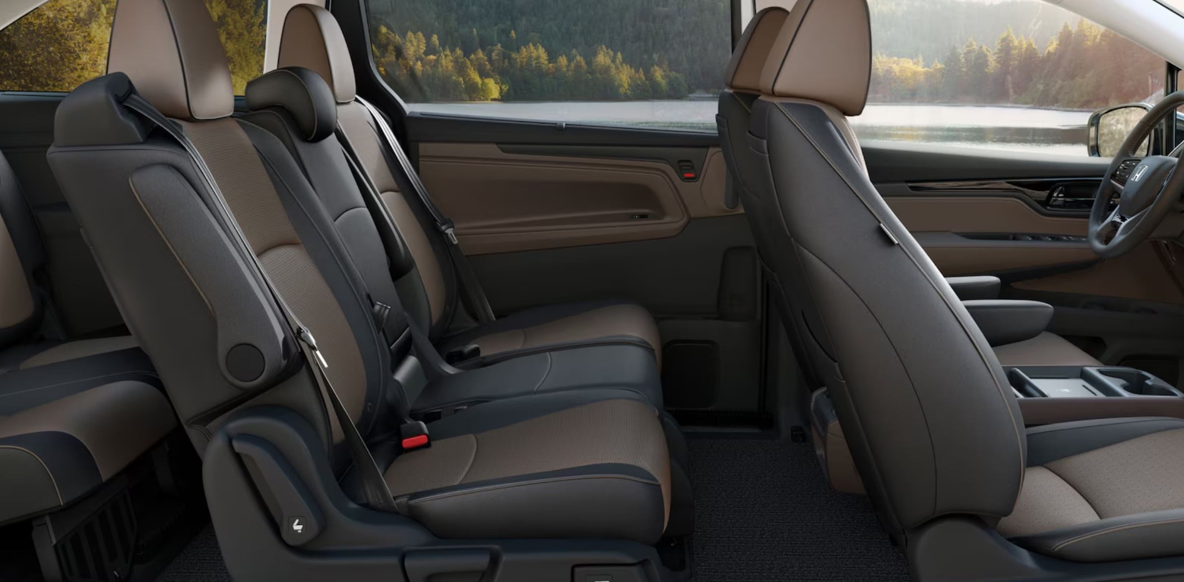 2025 Honda Odyssey Seating